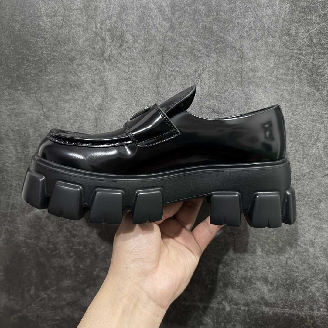 【渠道顶级】Prada Monolith 普拉达皮革女款乐福鞋
