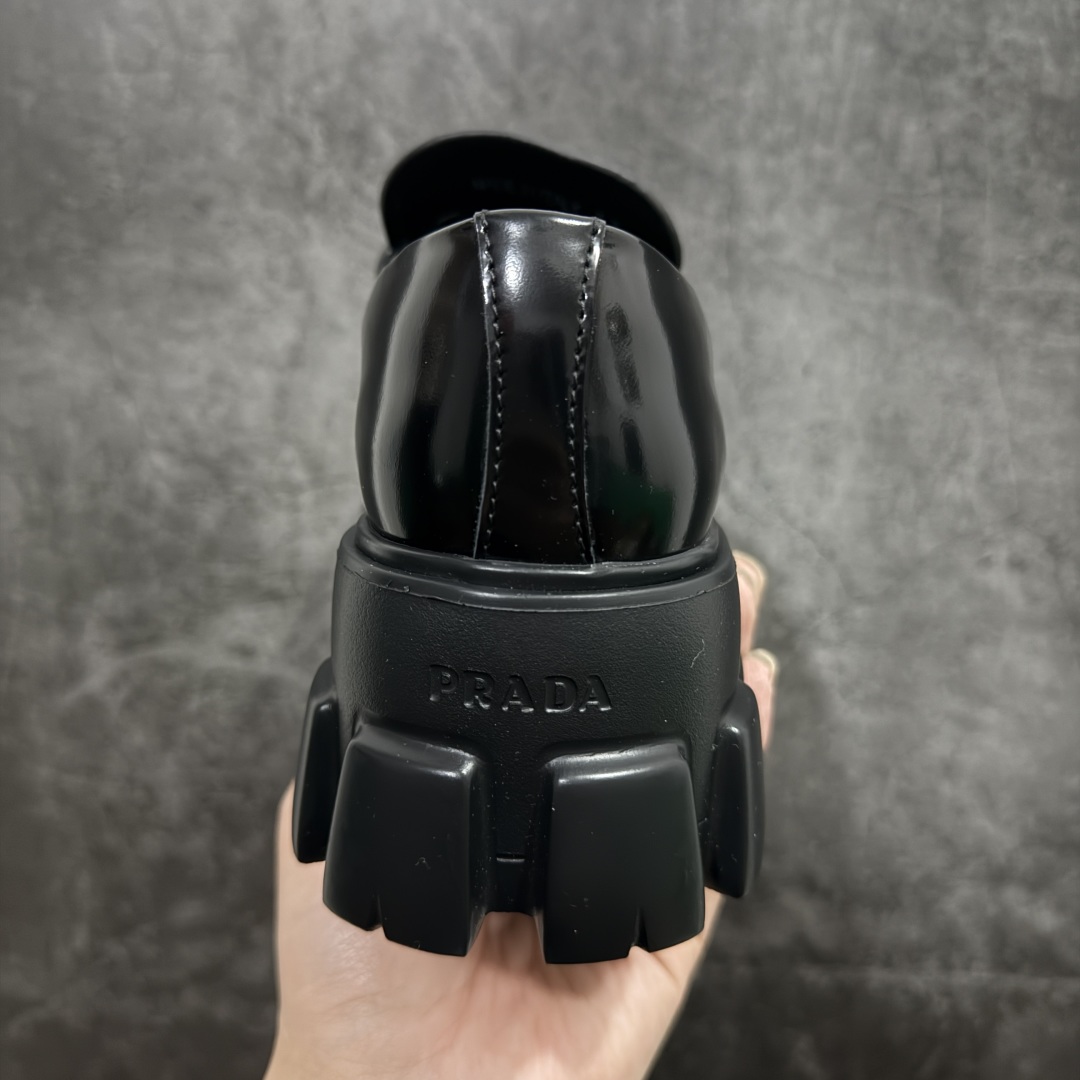 【渠道顶级】Prada Monolith 普拉达皮革女款乐福鞋