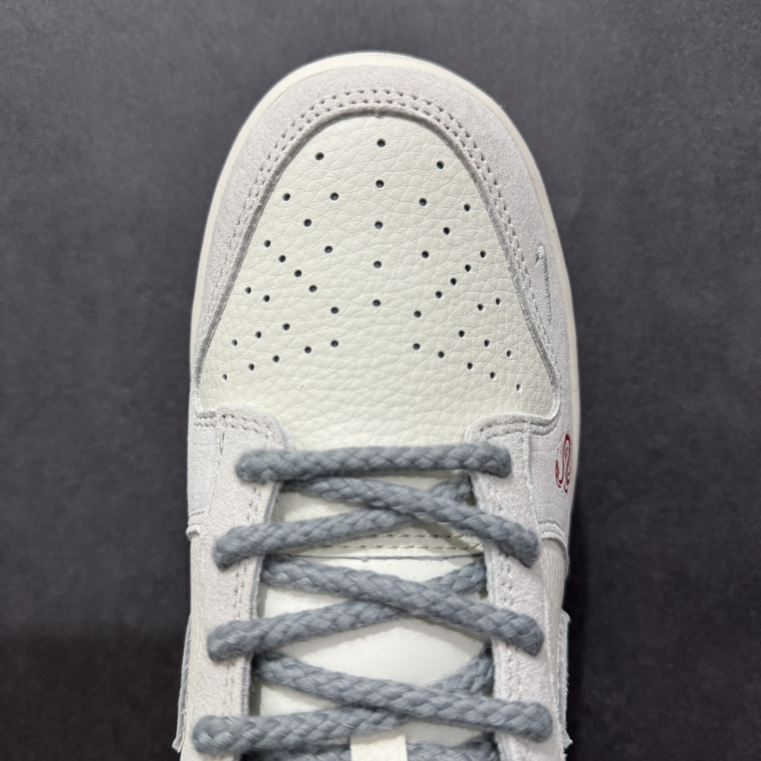 【定制版】Nk SB Dunk Low KAWS蛇年联名 猪八灰勾 周年高端定制 低帮休闲板鞋 YX5066-250