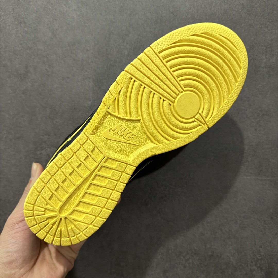 【定制版】Nk SB Dunk Low 闪电联名 赛车黑勾 周年高端定制 低帮休闲板鞋  KK1333-026