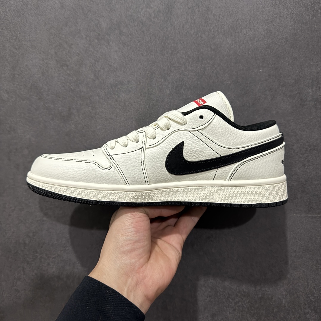 【定制版】Air Jordan 1 Low AJ1 乔1 Supreme联名 米黑双小勾 高端定制 低帮复古篮球鞋  XX3318-108
