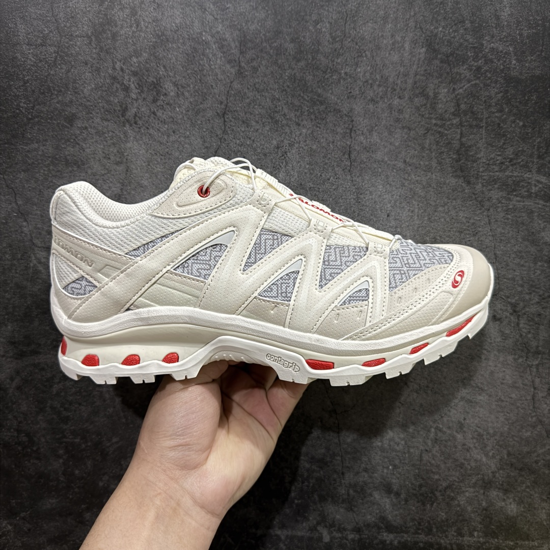 【绿x升级版】Salomon XT-QUEST ADV 萨洛蒙 乙巳CNY蟠虺系列 蛇年限定 PANHUI XT-Quest 时尚 舒适减震防滑耐磨 低帮跑步鞋 男女同款 香草色土灰色火红色 478478 29 全新绿x升级版 品质大改进 ‼️ 全鞋改进为原厂一致材料打造 全新修长鞋型 相对老版臃肿鞋型 此版的版型更正 全新玻璃冲刀 清洁度提升 同步原版左右鞋带孔的间距加大(之前老版间距太小) 网面与鞋头材料校对一致无色差(老版网面有色差) 鞋后跟反口V字定型同步zp(老版臃肿为U字后跟反口) 鞋舌两侧鞋帮脚踝处更加直挺(之前老版往中间踏) 鞋盒黑盒改正为原版牛皮纸鞋盒 鞋头处添加☯️太极标 所有细节多次修改校正 坚持同步原版无差别 毋庸置疑全市场最好的版本💪🏻终端优势供应 尺码:36 36.5 37.5 38 38.5 39 40 40.5 41 42 42.5 43 44 44.5 45 46-选品中心