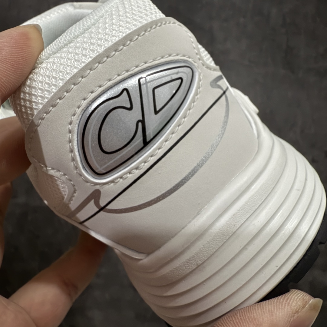 图片[2]-【总裁版】Dior B30 迪奥网眼织物低帮运动休闲鞋 原版开模 海淘专供品质同渠道货源 全套专柜原装配件 该款系列采用黑网色眼织物白和色科技料面精心制 作饰以反光“CD30”图形标志 外格轻盈的刻雕效果橡胶鞋搭底配标志性点的缀提升格调 内弹部力细节塑造想理的舒适穿着体验可与各休式闲造型配搭 彰显尚时现代的运风动范 正常尺码：39 40 41 42 43 44 45-选品中心