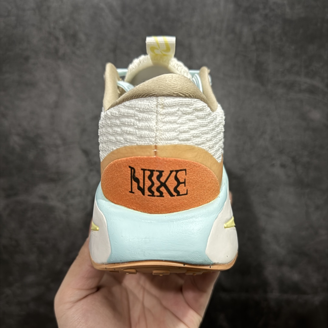 图片[4]-【公司级】NK Motiva 莫提瓦系列 低帮轻量减震回弹休闲运动慢跑鞋 FN8887-181 NK 除了众多深入人心的经典鞋型外，还经常在设计和科技方面不断尝试创新，带来不少新颖设计。最近就有双新鞋让人眼前一亮，Nike 研发团队通过对近千名女性的步行和跑步数据进行研究，为女性带来全新 Nike Motiva 鞋款，简直就是健身压马路神器。Motiva 从鞋型设计到科技配置都充分考虑女性脚型的大数据。加宽的前掌及足弓，进一步提升双脚与鞋款的贴合度和舒适感。简约流畅的鞋身轮廓，采用淡雅纹理的编织材质覆盖，兼顾出色的轻质表现及透气性。鞋舌连接前掌半内靴设计，带来更加充分舒适的包裹感。鞋提上 Nike Swoosh 串标完美契合「波浪大底」设计，让视觉上更为新颖时尚。除此之外，鞋领四周围绕柔软泡绵填充，保证脚踝处的亲肤贴合，带来稳固牢靠的舒适体验。 尺码：36 36.5 37.5 38 38.5 39 40 40.5 41 42 42.5 43 44 44.5 45-选品中心