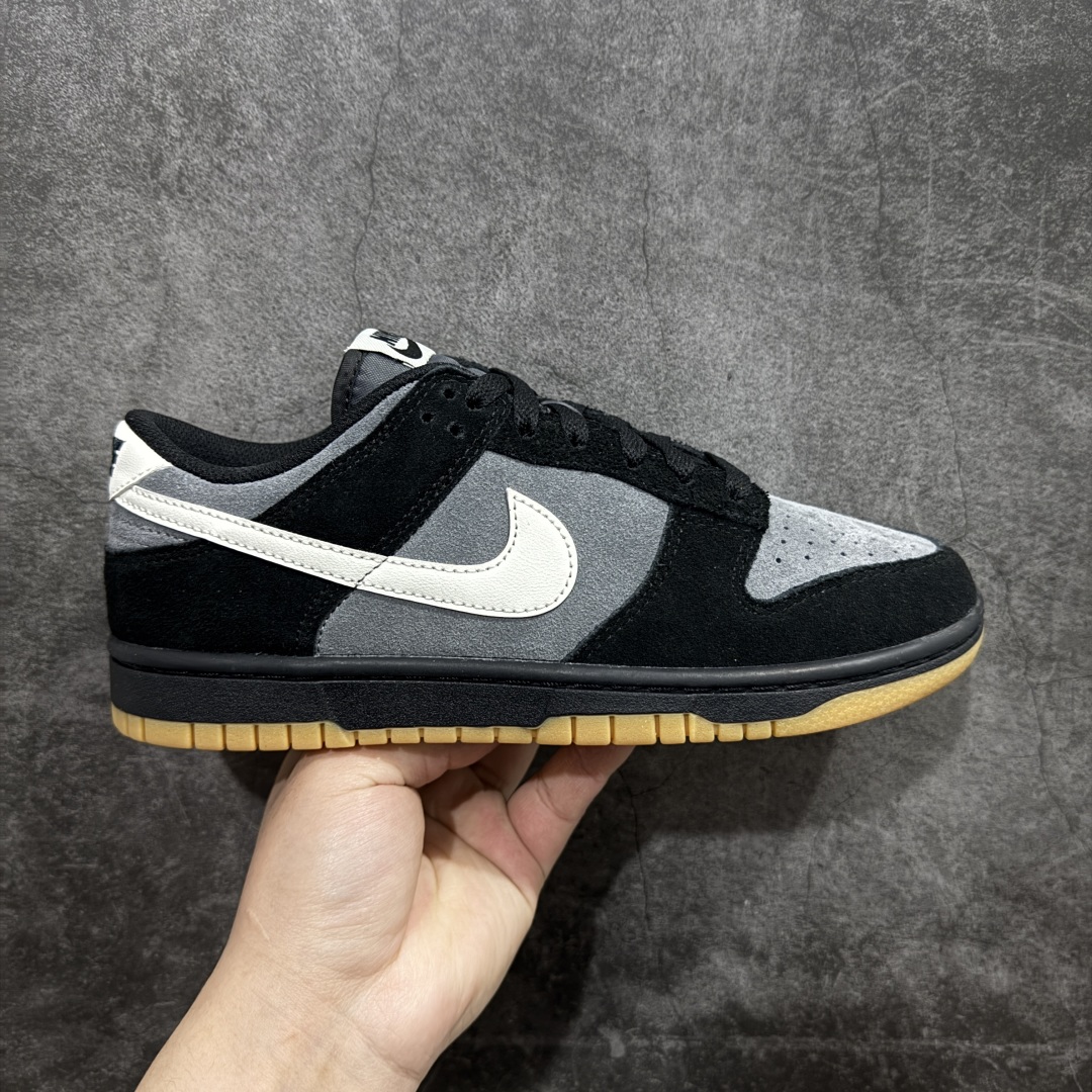 【KZ纯原】NK Dunk Low 黑灰 HQ1931-001 实力大厂出品 新配色陆续开发 全套原纸板楦头开发 确保原汁原味 完美呈现DUNK版型 一比一鞋头弧度高度鞋身弧度 此版本只针对中端市场 皮料材质有所更替 其他数据细节工艺流程均保持一致 绝不口嗨 细节品控鞋型随意对比 独家私模官方第六代原厂航空铝磨具打磨大底 鞋头坡度极致还原 无解鞋型 原盒原配 圈内天花板工艺 原厂玻璃冲刀 超高清洁度 全鞋零毛边皮料切割 原厂中底布点胶 中底布拉帮走线遵循公司 尺码：36 36.5 37.5 38 38.5 39 40 40.5 41 42 42.5 43 44 44.5 45 46 47.5 48.5-选品中心