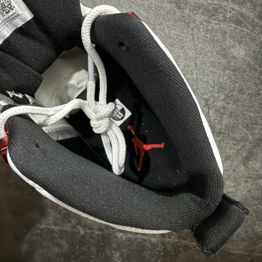 图片[9]-【TK至尊版】Air Jordan AJ12 Retro 潮流 中帮 复古篮球鞋 白红 CT8013-106 一比一原厂皮 最正确的版型 鞋盒 鞋盒标 芯片 更多12代的配色陆续出齐 真真的做到市场12代天花板 国外强烈推荐版本 外贸混卖专供品质 国内专业外贸AJ大厂出品 原厂楦头纸板 原厂皮料打造 原厂真碳板 内置气垫 尺码：40 40.5 41 42 42.5 43 44 44.5 45 46 47.5-选品中心