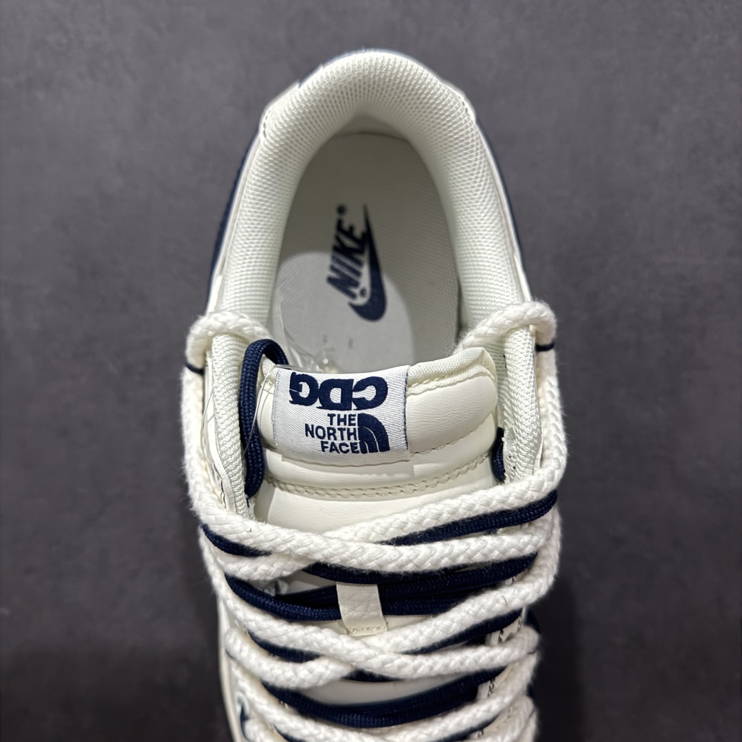  
【定制版】Nike SB Dunk Low x The North Face 白蓝小钩缝线绑带
纯原