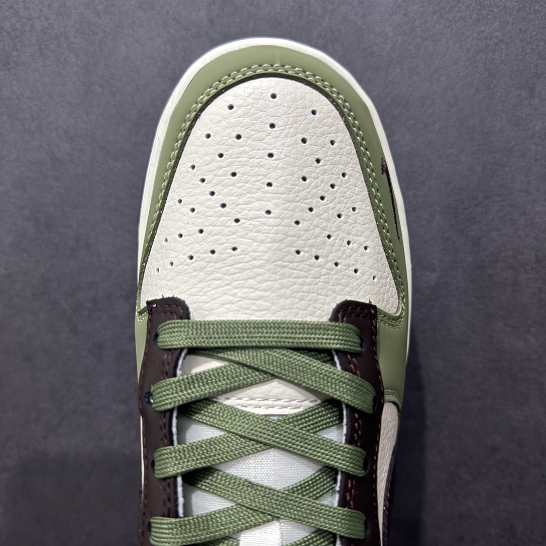 【定制版】Nk SB Dunk Low 斯图西联名 白绿黑勾 周年高端定制 低帮休闲板鞋 KK1333-020