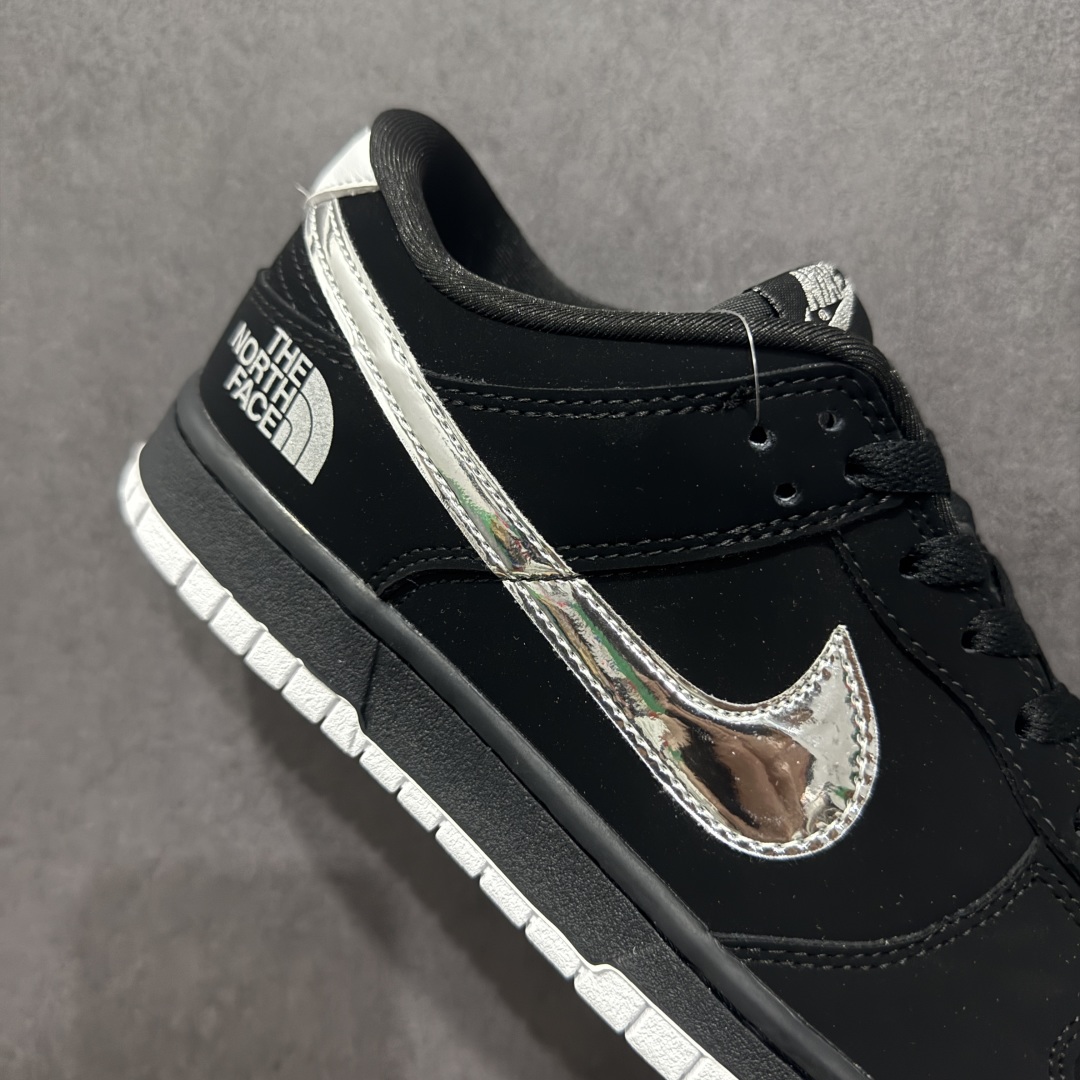 【定制版】Nike SB Dunk Low x The North Face 黑银小钩 KK1333-024