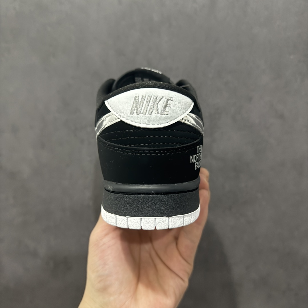 【定制版】Nike SB Dunk Low x The North Face 黑银小钩 KK1333-024