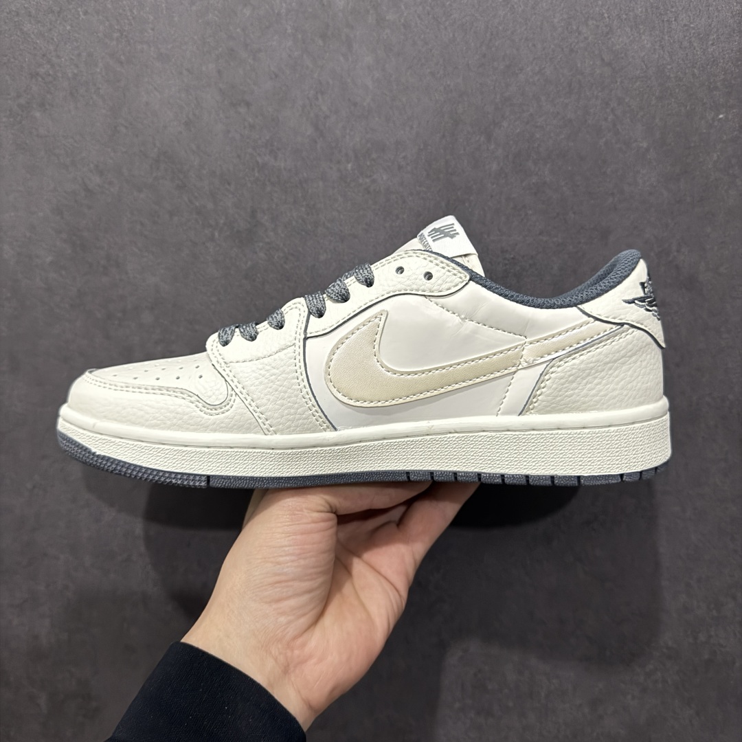 【定制版】Fragment x Travis Scott x UNDEFEATED Air Jordan 1 Low 三方联名倒钩  DM7866-018
