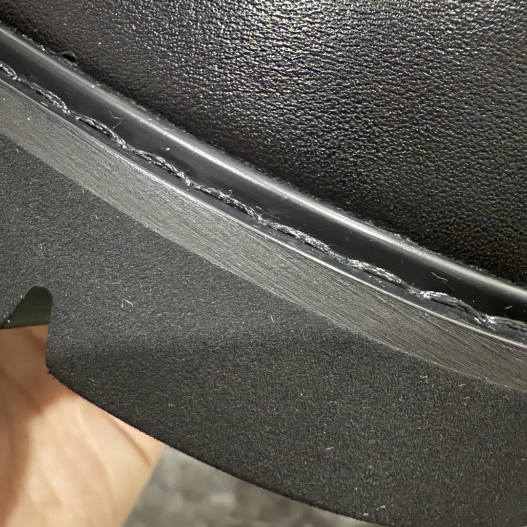 图片[5]-【莞顶纯原】BOTTEGA VENETA 德比乐福鞋 HeIium bv男鞋 采用原版购入一比一开发，大底一比一开模，面料进口牛皮革，内里垫脚牛皮，真皮大底，全套包装 尺码：39-45-选品中心