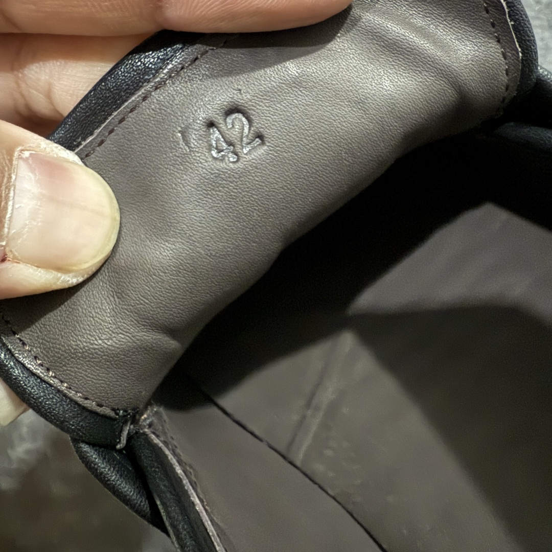 图片[7]-【莞顶纯原】BOTTEGA VENETA 德比乐福鞋 HeIium bv男鞋 采用原版购入一比一开发，大底一比一开模，面料进口牛皮革，内里垫脚牛皮，真皮大底，全套包装 尺码：39-45-选品中心