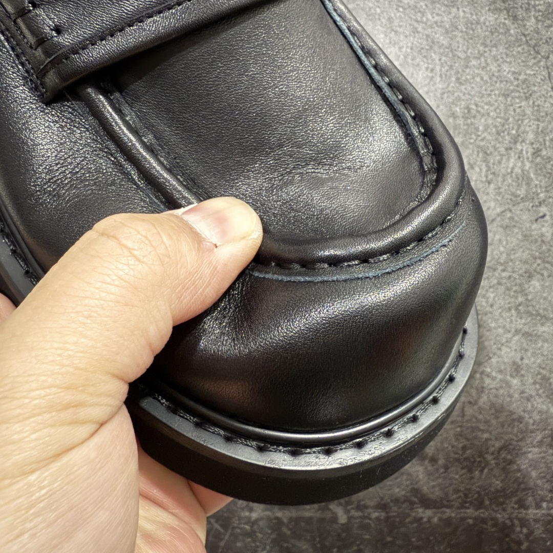 图片[4]-【莞顶纯原】BOTTEGA VENETA 德比乐福鞋 HeIium bv男鞋 采用原版购入一比一开发，大底一比一开模，面料进口牛皮革，内里垫脚牛皮，真皮大底，全套包装 尺码：39-45-选品中心