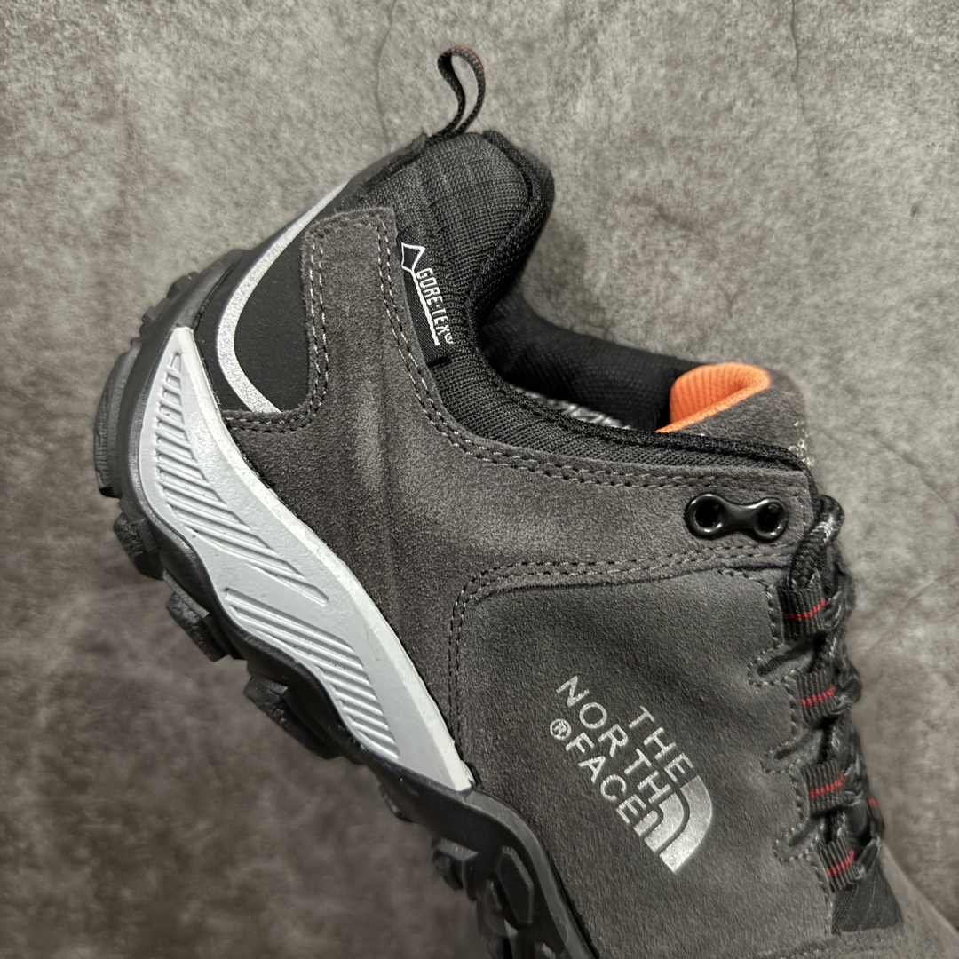 图片[7]-【公司级】The North Face 北面 乐斯菲斯户外运动休闲登山鞋越野徒步鞋 广东大厂品质 面料采用进口磨砂牛皮 鞋底采用Vibram黄金大底 专门为鞋底设计的橡胶以出色的耐磨性 良好的防滑性或得不少户外运动爱好者的喜欢 专业户外登山品牌（北面）The North Face自1966年创立，由两位热爱登山徒步的年轻登山者于美西旧金山开创，不断透过研发与创新，并且将最先进的技术结合在服装与鞋款设计，生产多种外型帅气且专业能力非常强的户外运动装备而备受欢迎。尺码：40-45（运动鞋码）-选品中心