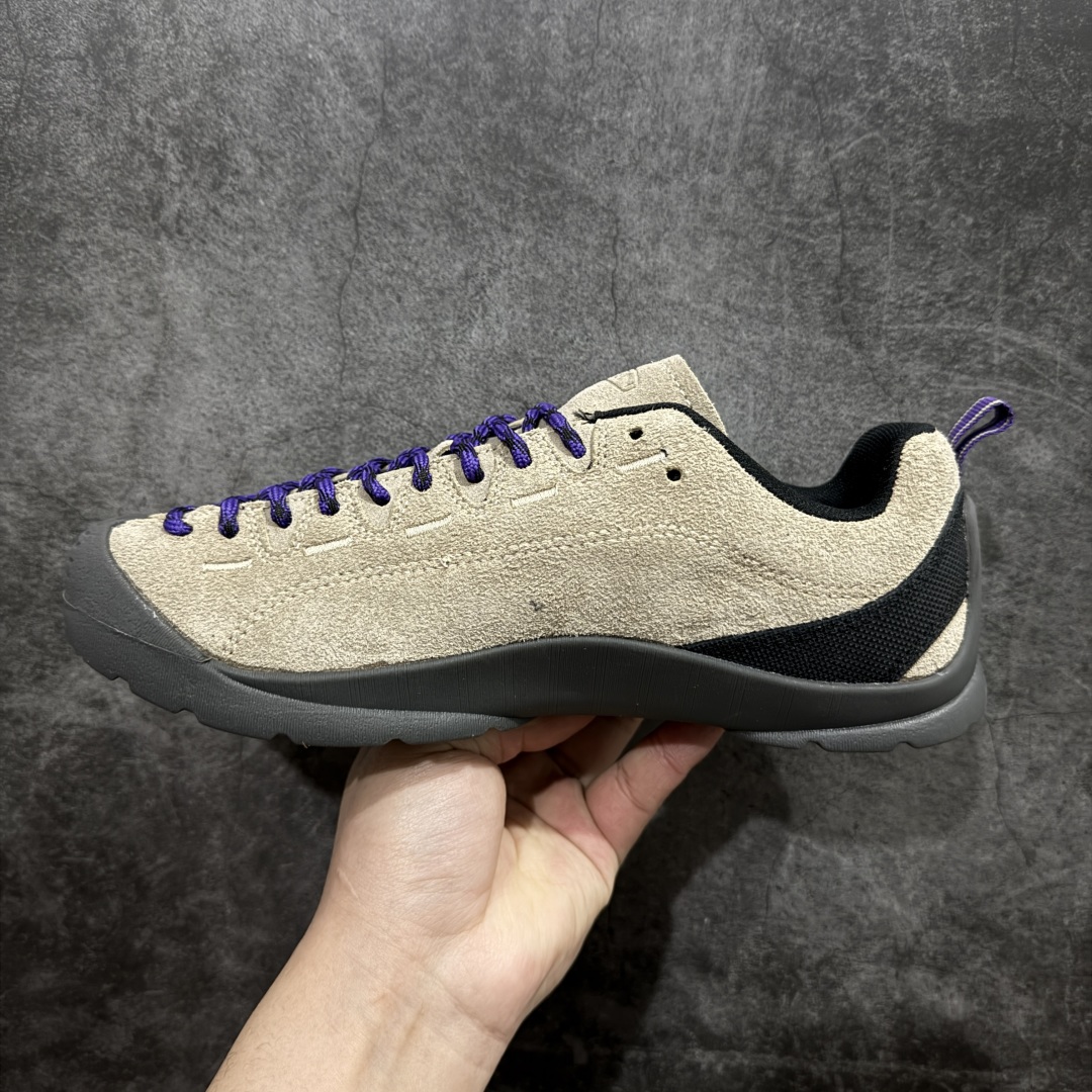 图片[2]-【得物版本】原厂高货 极力推荐版本 KEEN 科恩 Jasper 山系户外鞋 日系街头复古风 可以暴走2w步的丑鞋 第一眼丑萌丑萌，一上脚真香! 平台代购专供 官网一致包装 原版鞋垫舒适度一级棒 回弹好 牛皮鞋身的包裹性hin好，透气舒适 徒步登山 citywalk选它准没错， 鞋底足够软，回弹性不错 配送原版替换鞋带 多姿多彩 尺码：35 36 37 38 39 40 41 42 43 44-选品中心