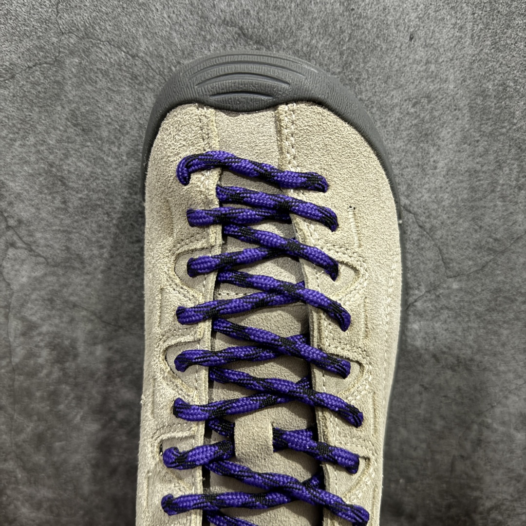 图片[5]-【得物版本】原厂高货 极力推荐版本 KEEN 科恩 Jasper 山系户外鞋 日系街头复古风 可以暴走2w步的丑鞋 第一眼丑萌丑萌，一上脚真香! 平台代购专供 官网一致包装 原版鞋垫舒适度一级棒 回弹好 牛皮鞋身的包裹性hin好，透气舒适 徒步登山 citywalk选它准没错， 鞋底足够软，回弹性不错 配送原版替换鞋带 多姿多彩 尺码：35 36 37 38 39 40 41 42 43 44-选品中心