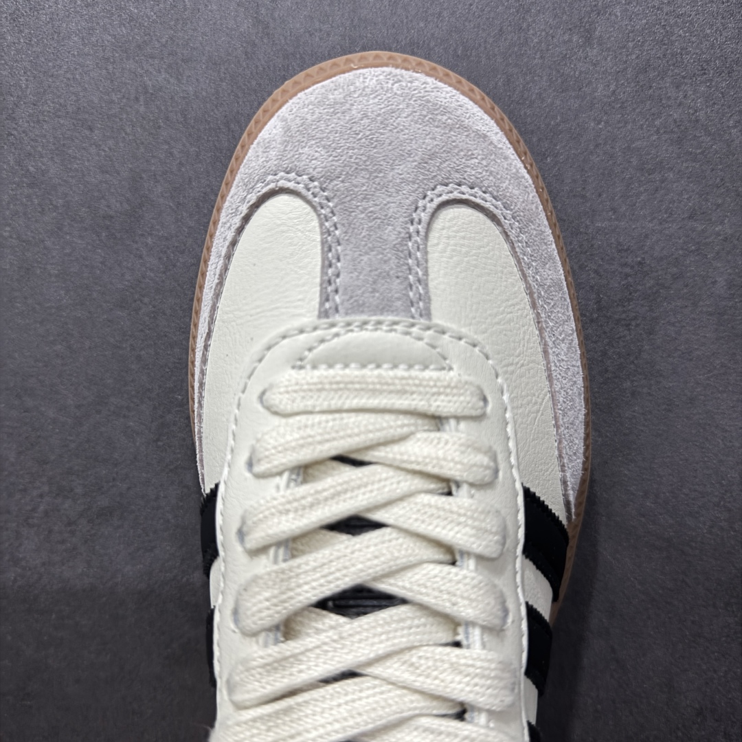 图片[8]-【福利特价】AD Original Samba OG 复古经典轻便板鞋 ID8708 口碑大厂出品 品控大底版型不断改良更新 全套原纸板楦头开发 确保原汁原味 完美呈现桑巴版型 一比一鞋头弧度高度鞋身弧度 此版本只针对中端市场 皮料材质有所更替 其他数据细节工艺流程均保持一致 绝不口嗨 细节品控鞋型随意对比 正确烫金高频细节 原装纳米超迁皮料 独家私模橡胶大底 原盒原配 尺码：36 36.5 37.5 38 38.5 39 40 40.5 41 42 42.5 43 44 44.5 45-选品中心