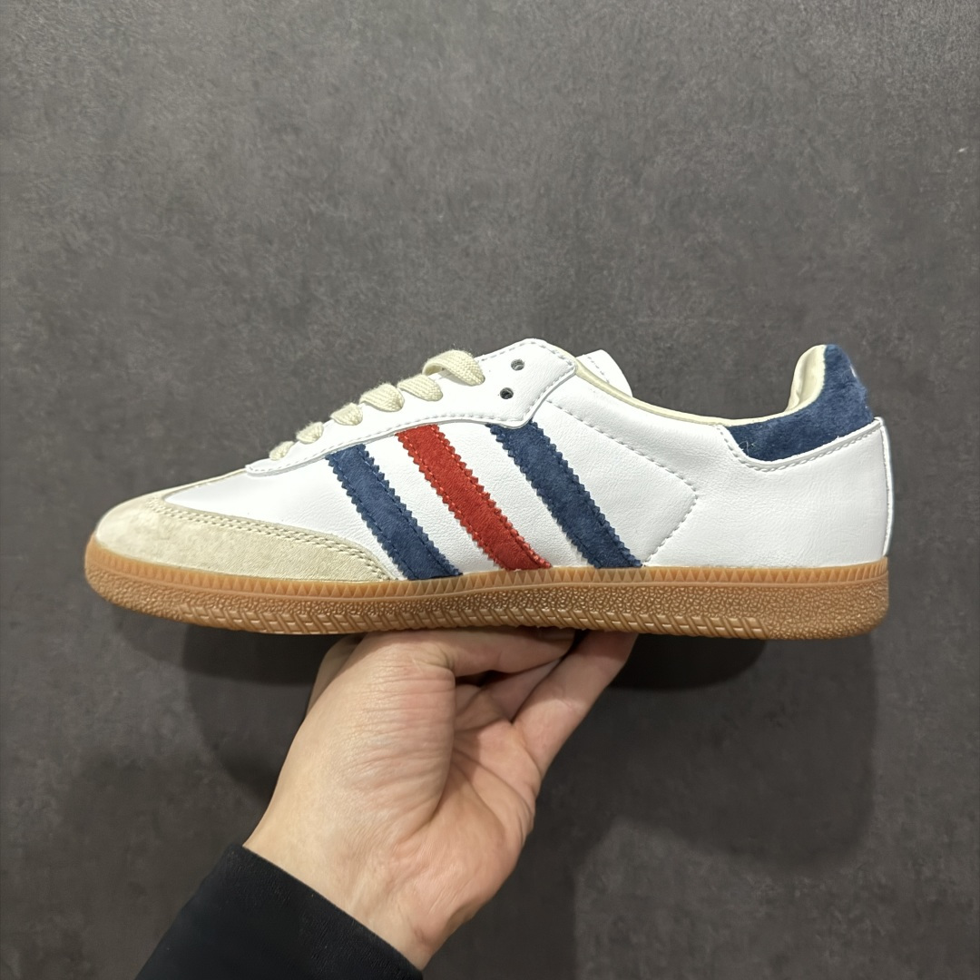 图片[2]-【福利特价】AD Original Samba OG 复古经典轻便板鞋 IH8338 口碑大厂出品 品控大底版型不断改良更新 全套原纸板楦头开发 确保原汁原味 完美呈现桑巴版型 一比一鞋头弧度高度鞋身弧度 此版本只针对中端市场 皮料材质有所更替 其他数据细节工艺流程均保持一致 绝不口嗨 细节品控鞋型随意对比 正确烫金高频细节 原装纳米超迁皮料 独家私模橡胶大底 原盒原配 尺码：36 36.5 37.5 38 38.5 39 40 40.5 41 42 42.5 43 44 44.5 45-选品中心