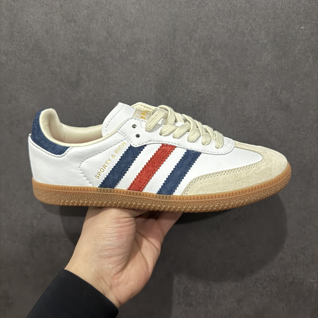 【福利特价】AD Original Samba OG 复古经典轻便板鞋 IH8338 口碑大厂出品 品控大底版型不断改良更新 全套原纸板楦头开发 确保原汁原味 完美呈现桑巴版型 一比一鞋头弧度高度鞋身弧度 此版本只针对中端市场 皮料材质有所更替 其他数据细节工艺流程均保持一致 绝不口嗨 细节品控鞋型随意对比 正确烫金高频细节 原装纳米超迁皮料 独家私模橡胶大底 原盒原配 尺码:36 36.5 37.5 38 38.5 39 40 40.5 41 42 42.5 43 44 44.5 45-选品中心