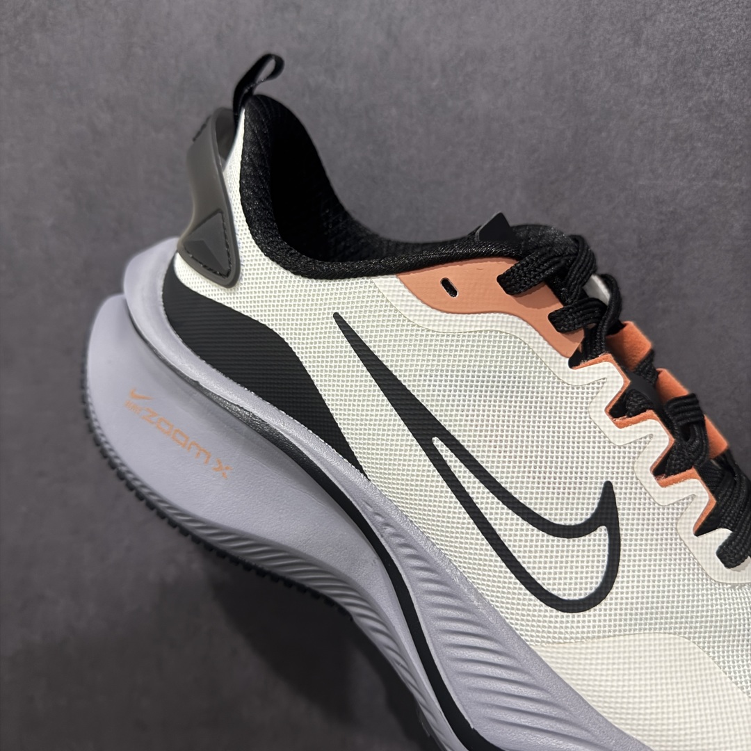 NIKE ZOOM PLUS 全新跑鞋 采用密度更高的材料 CK4318-018
