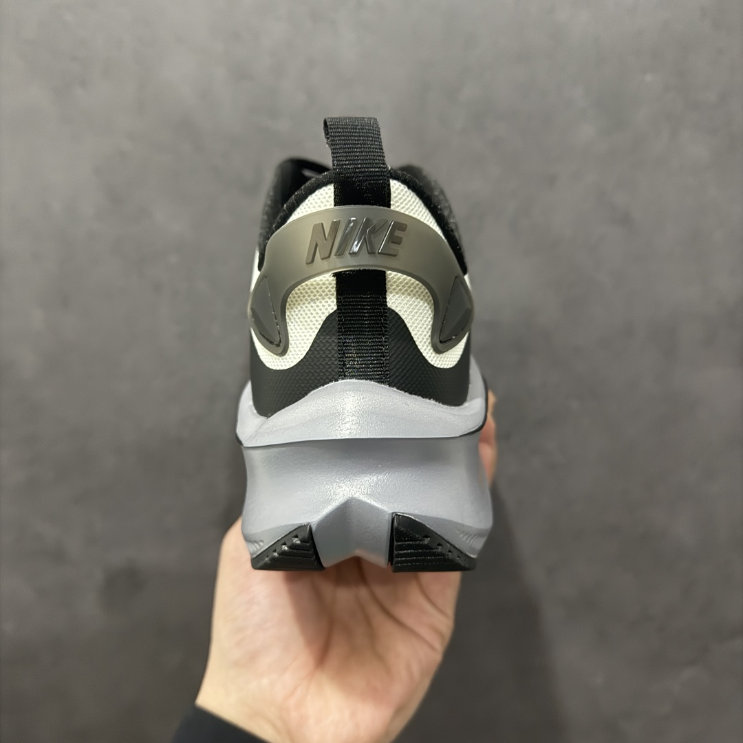 NIKE ZOOM PLUS 全新跑鞋 采用密度更高的材料 CK4318-018