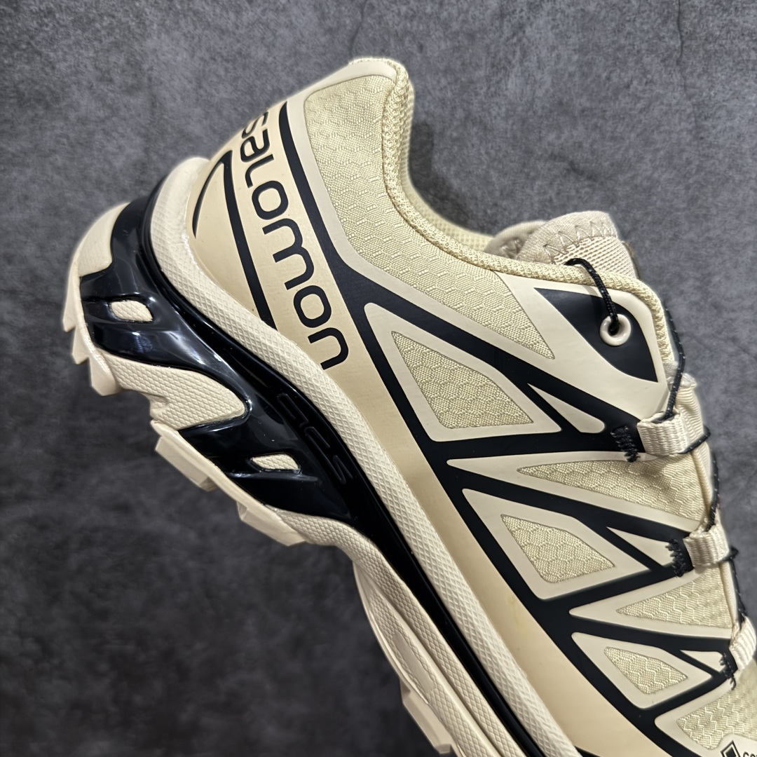 图片[7]-【PK版】 Salomon XT-6 GTX 杏色 萨洛蒙复古潮流户外机能登山跑鞋 474455 外贸平台特供订单 耗时半年巨作 全套原纸板楦头开发 原厂特供网布配套加持 确保原汁原味 完美呈现版型 原档数据独家私模五层组合大底 原装Ortholite轻量化鞋垫 中底布带钢印编号 原厂TPU锁扣 进口港宝加持 后跟自然饱满 还原公司包裹性 鞋面以“锯齿”状的包裹系统呈现 在基色底之下加入了各种色点缀 将公司的最新技术和时尚前卫的造型融入耐用的长跑款式中 鞋面由 TPU 薄膜制成 并焊接在高耐磨网眼上 使其既时尚又坚固 由 ACS底盘支撑 可增强稳定性和支撑力 以及由橡胶凸耳 Contragrip外底覆盖的 EVA 缓冲中底 旨在应对崎岖的地形 鞋舌上的彩色Salomon 标签、Quicklace 系统以及鞋头、鞋舌和鞋跟上的附加品牌使细节更加完美 让穿着者可以轻松驾驭户外与通勤下的任何运动生活场景 无缝鞋身户外随意纵横 颜值与脚感兼备 出街通勤 绝对非常吸睛 你值得拥有 尺码：36 36.5 37.5 38 38.5 39 40 40.5 41 42 42.5 43 44 44.5 45-选品中心