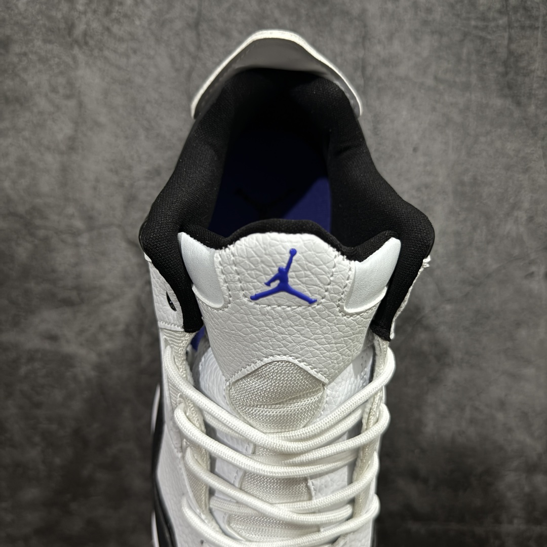 图片[8]-【M免修版】Air Jordan Courtside AJ23 简版中帮复古休闲运动文化篮球鞋 版型好 清洁度高 性价比无敌‼️ 作为AJ3到AJ4之间的过渡产品，之所以被称为AJ3的简版，它们的造型非常的相似但是也有一些差异，鞋面采用耐磨的牛剖层和人造革鞋面搭配，后跟可以明显看见Air Max气垫。出色的包裹效果让鞋子脚感非常舒适，也让脚掌以及脚面更加的贴合鞋子，在双脚落地产生冲击力的同时，可视气垫可以有效减缓力道，提高鞋子整体的稳定性，既能起到减震的作用，又能保证双足舒适的脚感。另外，灵敏的Phylon中底以及鞋帮的设计，锁住双足，也为前掌提供了有效的包裹。内衬部分采用了透气的织物材料，为脚部的舒适脚感提供了充足的条件。最后就是大底部分，大底采用的是橡胶材质，无论是日常压马路还是简单的运动，都是可以驾驭，鞋底水波纹以及其他不规则图案，也保障了鞋子充足的防滑性以及耐磨性。 尺码：36 36.5 37.5 38 38.5 39 40 40.5 41 42 42.5 43 44 44.5 45-选品中心