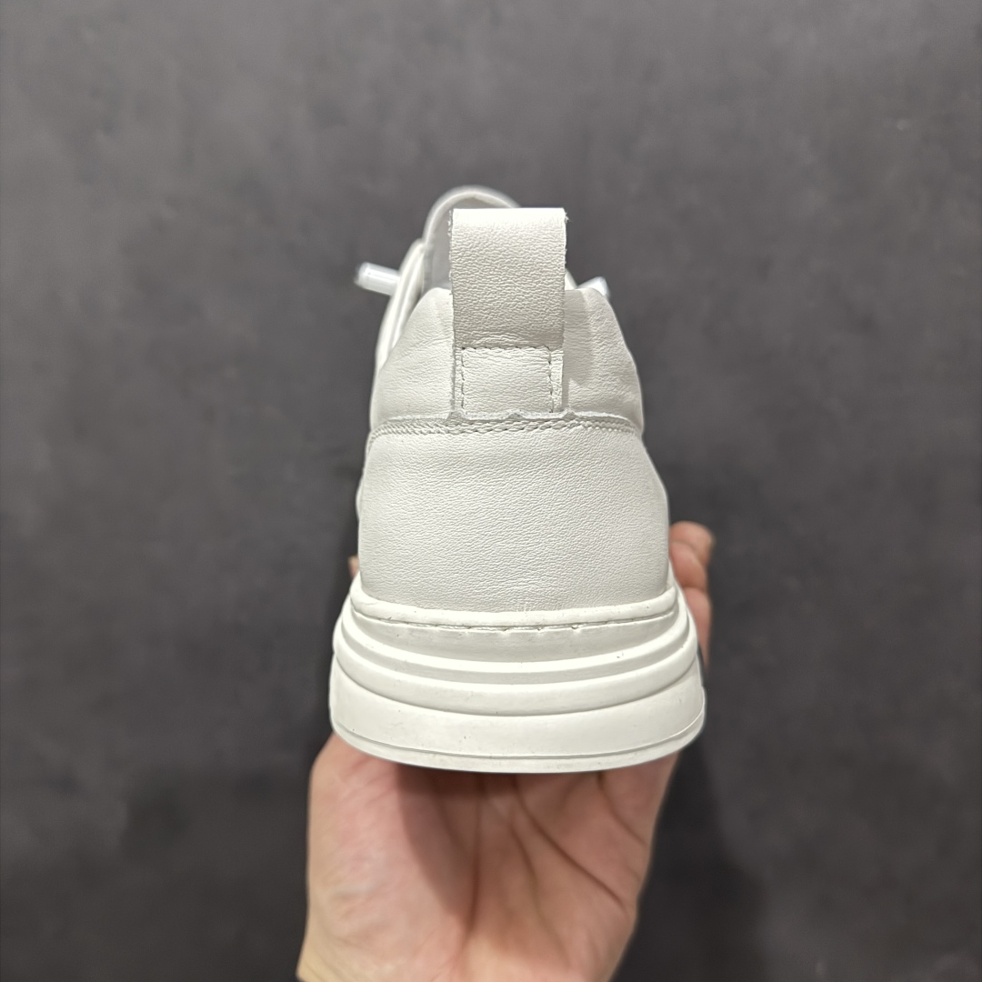 图片[4]-【广东纯原版本】ECCO爱步男款小白鞋百搭鞋 真皮透气防滑休闲板鞋 街头趣闯系列 品质牛皮鞋面，轻盈柔韧 具有良好的透气效果 简约免系带设计 自由穿脱 出行更加方便 PU中底橡胶大底，抓地力强 具有良好的防滑耐磨性 休闲百搭 简约利落 时尚通勤 尺码：38 39 40 41 42 43 44（ 皮鞋码）-选品中心