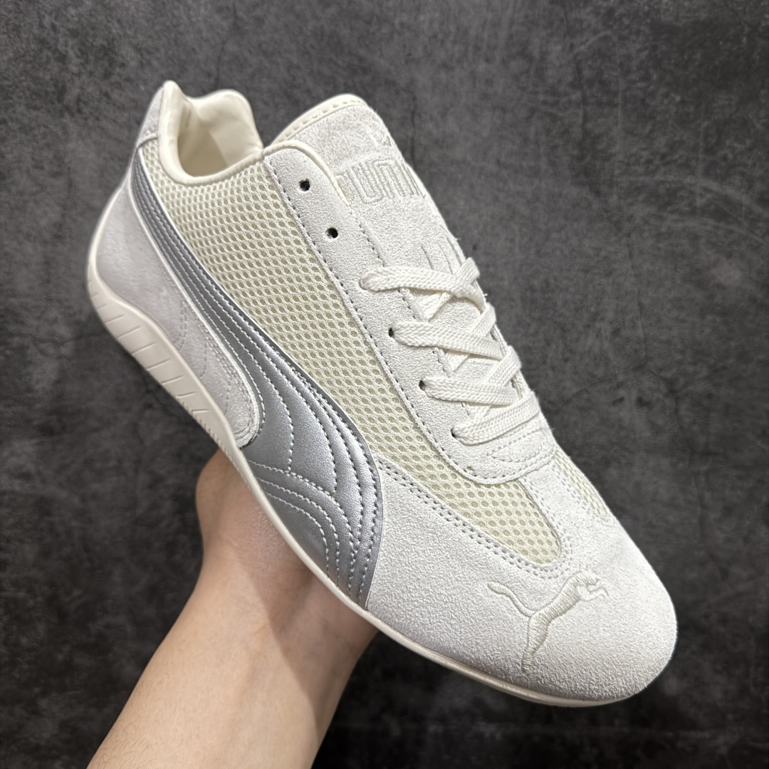 图片[3]-【公司级】Puma Speedcat OG 防滑耐磨低帮德训赛车板鞋 孔眼底座和脚趾凸起由绒面革材料制成 支持侧踏时的踏步工作 脚背和侧板采用尼龙网布 即使在健身房等使用环境中也能确保透气性 像吸盘一样的设计是为了提高体育馆表面的抓地力性能 货号： 403902-01 尺码： 35.5 36 36.5 37.5 38 38.5 39 40 40.5 41 42 42.5 43 44 45-选品中心