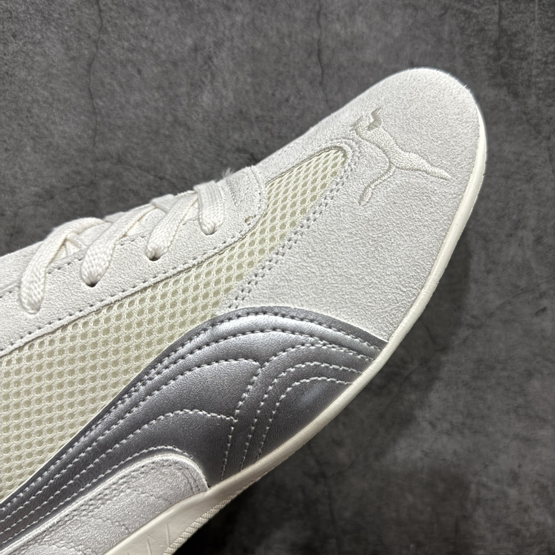 图片[6]-【公司级】Puma Speedcat OG 防滑耐磨低帮德训赛车板鞋 孔眼底座和脚趾凸起由绒面革材料制成 支持侧踏时的踏步工作 脚背和侧板采用尼龙网布 即使在健身房等使用环境中也能确保透气性 像吸盘一样的设计是为了提高体育馆表面的抓地力性能 货号： 403902-01 尺码： 35.5 36 36.5 37.5 38 38.5 39 40 40.5 41 42 42.5 43 44 45-选品中心