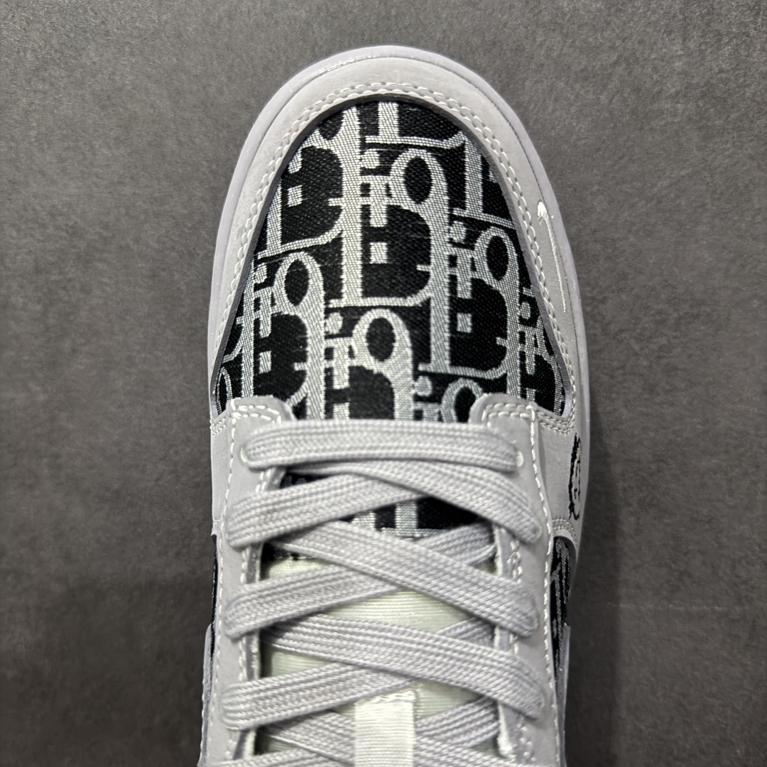 【定制版】Nk SB Dunk Low 迪奥 x TS三方联名 帆布灰勾 周年高端定制 低帮休闲板鞋  KK1333-029