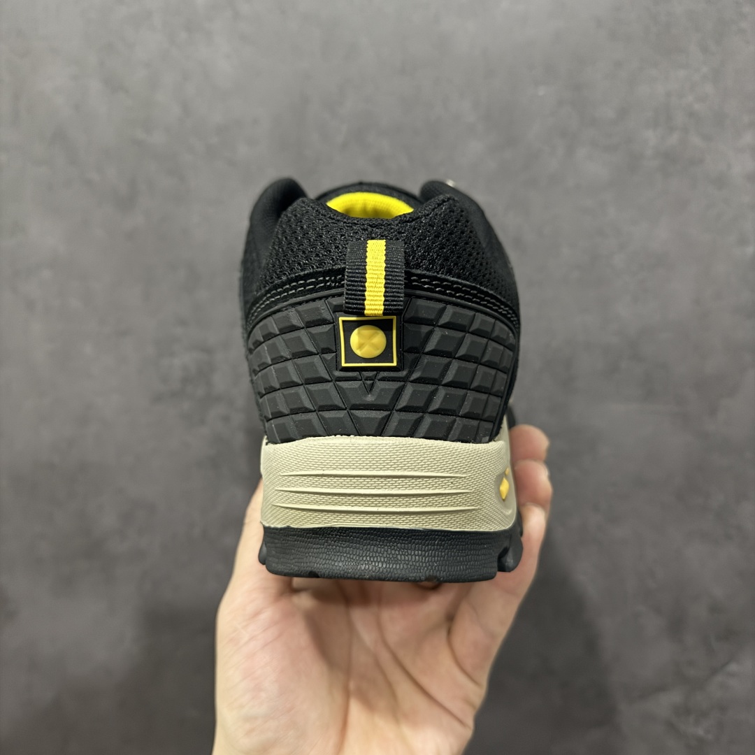 图片[4]-【公司级】The North Face 北面 乐斯菲斯户外运动休闲登山鞋越野徒步鞋 #广东大厂品质 面料采用进口磨砂牛皮 鞋底采用Vibram黄金大底 专门为鞋底设计的橡胶以出色的耐磨性 良好的防滑性或得不少户外运动爱好者的喜欢 专业户外登山品牌（北面）The North Face自1966年创立，由两位热爱登山徒步的年轻登山者于美西旧金山开创，不断透过研发与创新，并且将最先进的技术结合在服装与鞋款设计，生产多种外型帅气且专业能力非常强的户外运动装备而备受欢迎。 尺码：39-45（运动鞋码）-选品中心