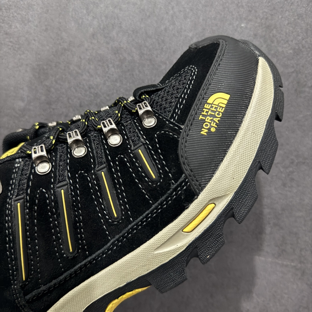 图片[5]-【公司级】The North Face 北面 乐斯菲斯户外运动休闲登山鞋越野徒步鞋 #广东大厂品质 面料采用进口磨砂牛皮 鞋底采用Vibram黄金大底 专门为鞋底设计的橡胶以出色的耐磨性 良好的防滑性或得不少户外运动爱好者的喜欢 专业户外登山品牌（北面）The North Face自1966年创立，由两位热爱登山徒步的年轻登山者于美西旧金山开创，不断透过研发与创新，并且将最先进的技术结合在服装与鞋款设计，生产多种外型帅气且专业能力非常强的户外运动装备而备受欢迎。 尺码：39-45（运动鞋码）-选品中心