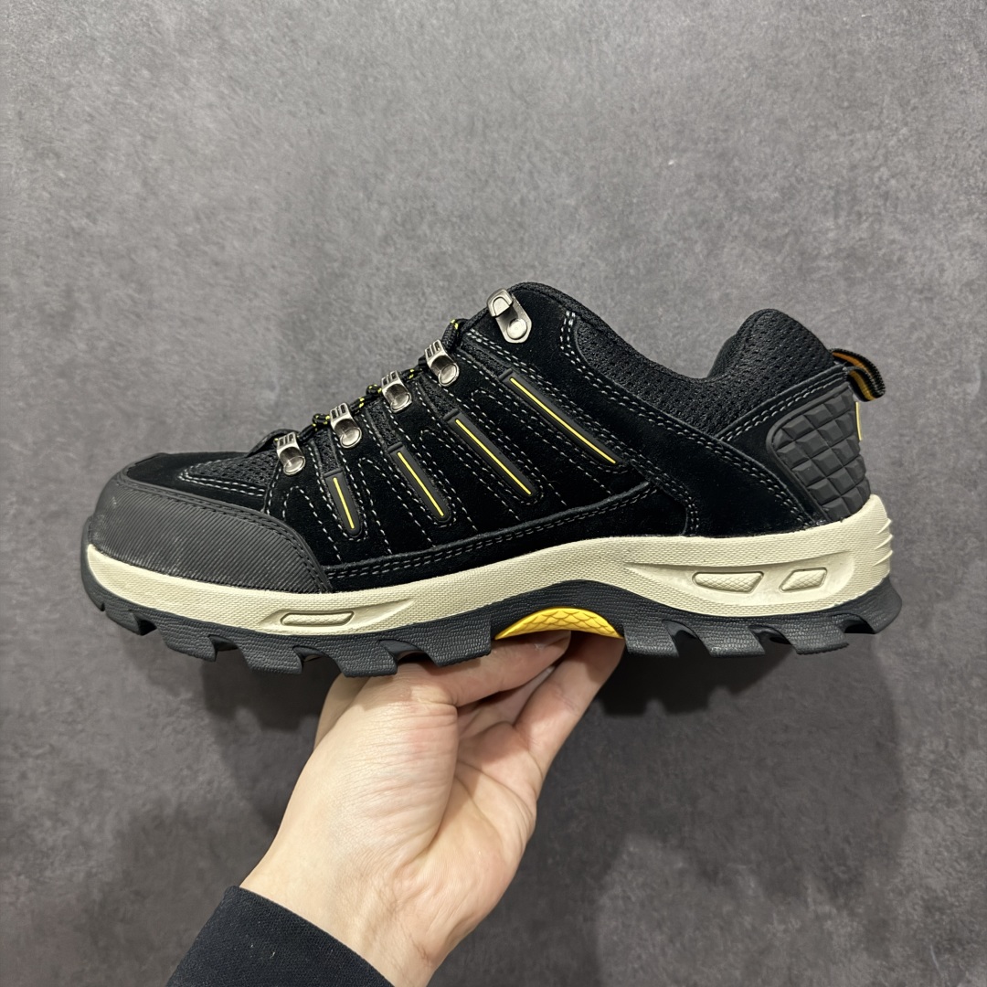 图片[2]-【公司级】The North Face 北面 乐斯菲斯户外运动休闲登山鞋越野徒步鞋 #广东大厂品质 面料采用进口磨砂牛皮 鞋底采用Vibram黄金大底 专门为鞋底设计的橡胶以出色的耐磨性 良好的防滑性或得不少户外运动爱好者的喜欢 专业户外登山品牌（北面）The North Face自1966年创立，由两位热爱登山徒步的年轻登山者于美西旧金山开创，不断透过研发与创新，并且将最先进的技术结合在服装与鞋款设计，生产多种外型帅气且专业能力非常强的户外运动装备而备受欢迎。 尺码：39-45（运动鞋码）-选品中心