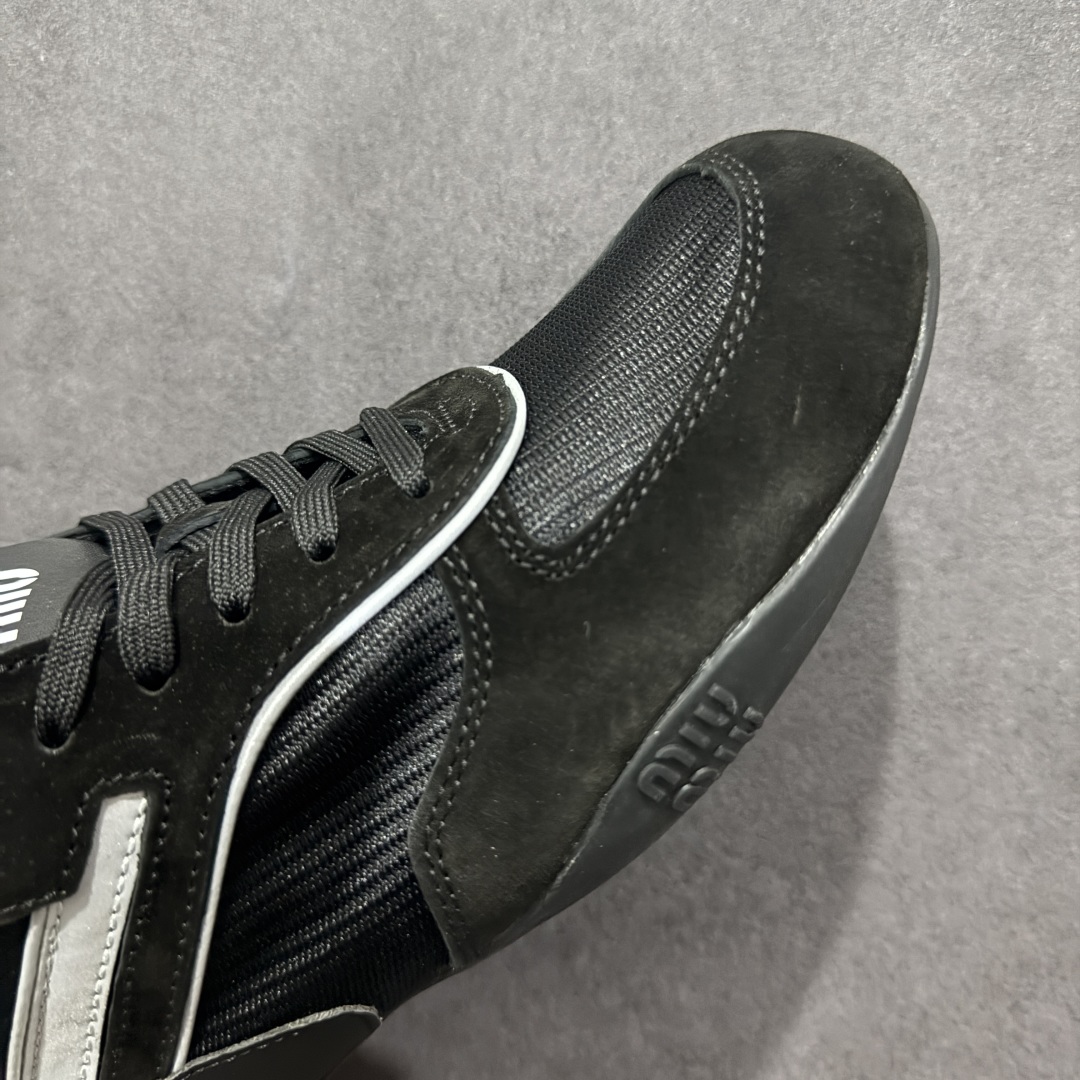 【广东纯原版本】Miumiu Calzature Donna 徳训平底休闲生活鞋