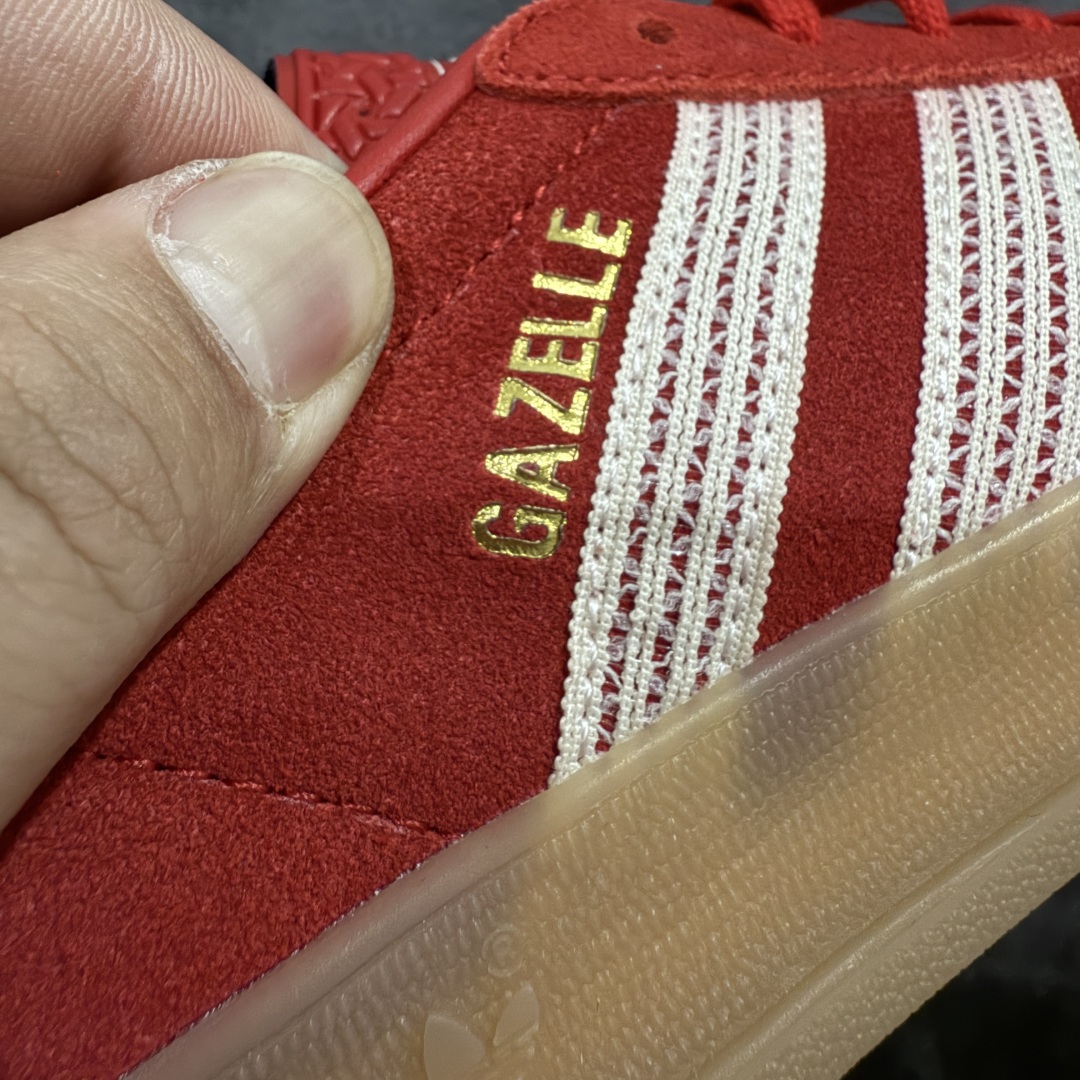 图片[4]-【渠道纯原版】AD Gazelle Indoor Trainers 羚羊内训系列低帮复古百搭休闲运动德训风板鞋 红白JI2756 市场最高版本 完美还原zp细节，注意区别市场任何版本，完全不是一路货色‼️ 全鞋原材料打造，无任何色差，正确鞋型，后跟港宝材料定型，正确微透生胶大底，反口内里头层细腻小牛皮，纸板中底 鞋垫背胶，侧面正确烫金压印字母，所有细节完美还原‼️ 尺码：35 36 36.5 37 38 38.5 39 40 40.5 41 42 42.5 43 44 44.5 45-选品中心
