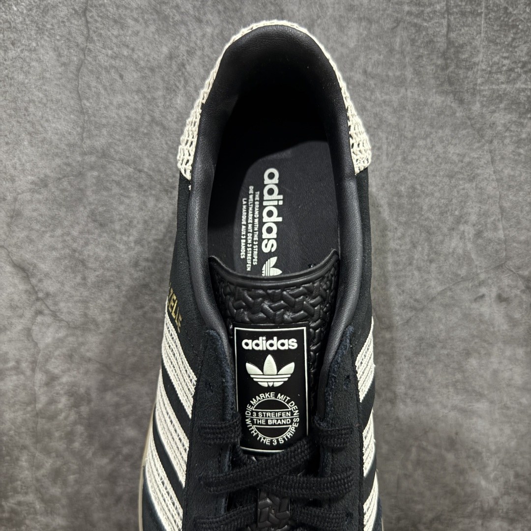 图片[8]-【渠道纯原版】AD Gazelle Indoor Trainers 羚羊内训系列低帮复古百搭休闲运动德训风板鞋 黑白JI2755 市场最高版本 完美还原zp细节，注意区别市场任何版本，完全不是一路货色‼️ 全鞋原材料打造，无任何色差，正确鞋型，后跟港宝材料定型，正确微透生胶大底，反口内里头层细腻小牛皮，纸板中底 鞋垫背胶，侧面正确烫金压印字母，所有细节完美还原‼️ 尺码：35 36 36.5 37 38 38.5 39 40 40.5 41 42 42.5 43 44 44.5 45-选品中心