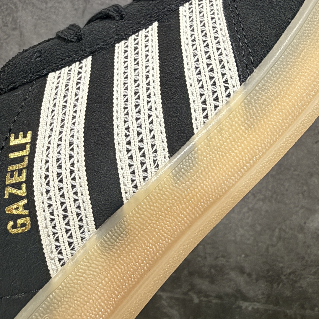 图片[3]-【渠道纯原版】AD Gazelle Indoor Trainers 羚羊内训系列低帮复古百搭休闲运动德训风板鞋 黑白JI2755 市场最高版本 完美还原zp细节，注意区别市场任何版本，完全不是一路货色‼️ 全鞋原材料打造，无任何色差，正确鞋型，后跟港宝材料定型，正确微透生胶大底，反口内里头层细腻小牛皮，纸板中底 鞋垫背胶，侧面正确烫金压印字母，所有细节完美还原‼️ 尺码：35 36 36.5 37 38 38.5 39 40 40.5 41 42 42.5 43 44 44.5 45-选品中心