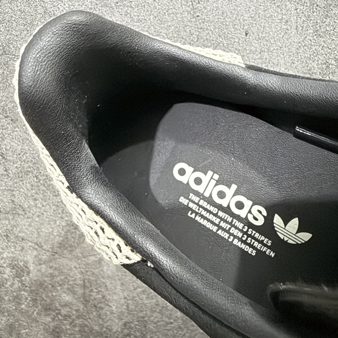 图片[7]-【渠道纯原版】AD Gazelle Indoor Trainers 羚羊内训系列低帮复古百搭休闲运动德训风板鞋 黑白JI2755 市场最高版本 完美还原zp细节，注意区别市场任何版本，完全不是一路货色‼️ 全鞋原材料打造，无任何色差，正确鞋型，后跟港宝材料定型，正确微透生胶大底，反口内里头层细腻小牛皮，纸板中底 鞋垫背胶，侧面正确烫金压印字母，所有细节完美还原‼️ 尺码：35 36 36.5 37 38 38.5 39 40 40.5 41 42 42.5 43 44 44.5 45-选品中心