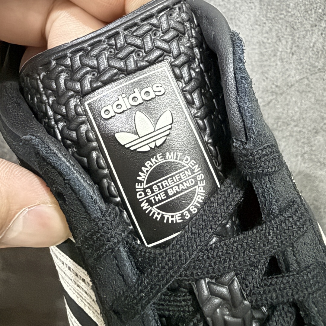 图片[5]-【渠道纯原版】AD Gazelle Indoor Trainers 羚羊内训系列低帮复古百搭休闲运动德训风板鞋 黑白JI2755 市场最高版本 完美还原zp细节，注意区别市场任何版本，完全不是一路货色‼️ 全鞋原材料打造，无任何色差，正确鞋型，后跟港宝材料定型，正确微透生胶大底，反口内里头层细腻小牛皮，纸板中底 鞋垫背胶，侧面正确烫金压印字母，所有细节完美还原‼️ 尺码：35 36 36.5 37 38 38.5 39 40 40.5 41 42 42.5 43 44 44.5 45-选品中心