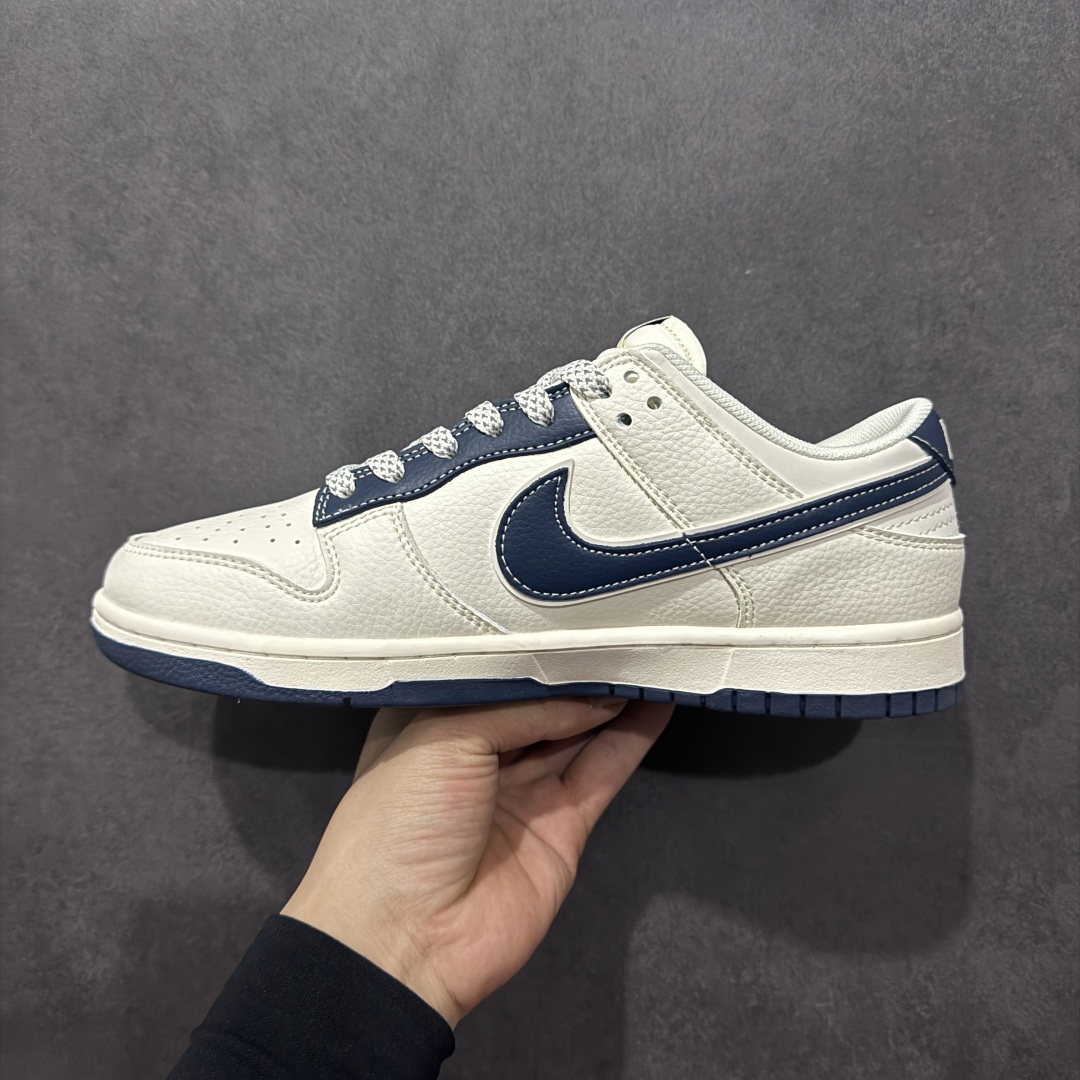 图片[2]-【定制版】Nk SB Dunk Low Bape联名 海军蓝双小勾 周年高端定制 低帮休闲板鞋 XS6089-515  #定制鞋盒 大厂纯原品质出货 超高清洁度 皮料切割干净无任何毛边 细节完美   尺码：36 36.5 37.5 38 38.5 39 40 40.5 41 42 42.5 43 44 44.5 45-选品中心