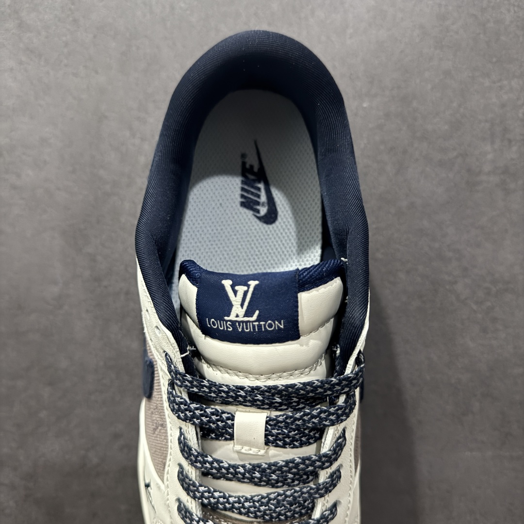 图片[7]-【定制版】Nk SB Dunk Low LV联名 米棕藏蓝 周年高端定制 低帮休闲板鞋 CH8311-273  定制鞋盒 大厂纯原品质出货 超高清洁度 皮料切割干净无任何毛边 细节完美   尺码：36 36.5 37.5 38 38.5 39 40 40.5 41 42 42.5 43 44 44.5 45-选品中心