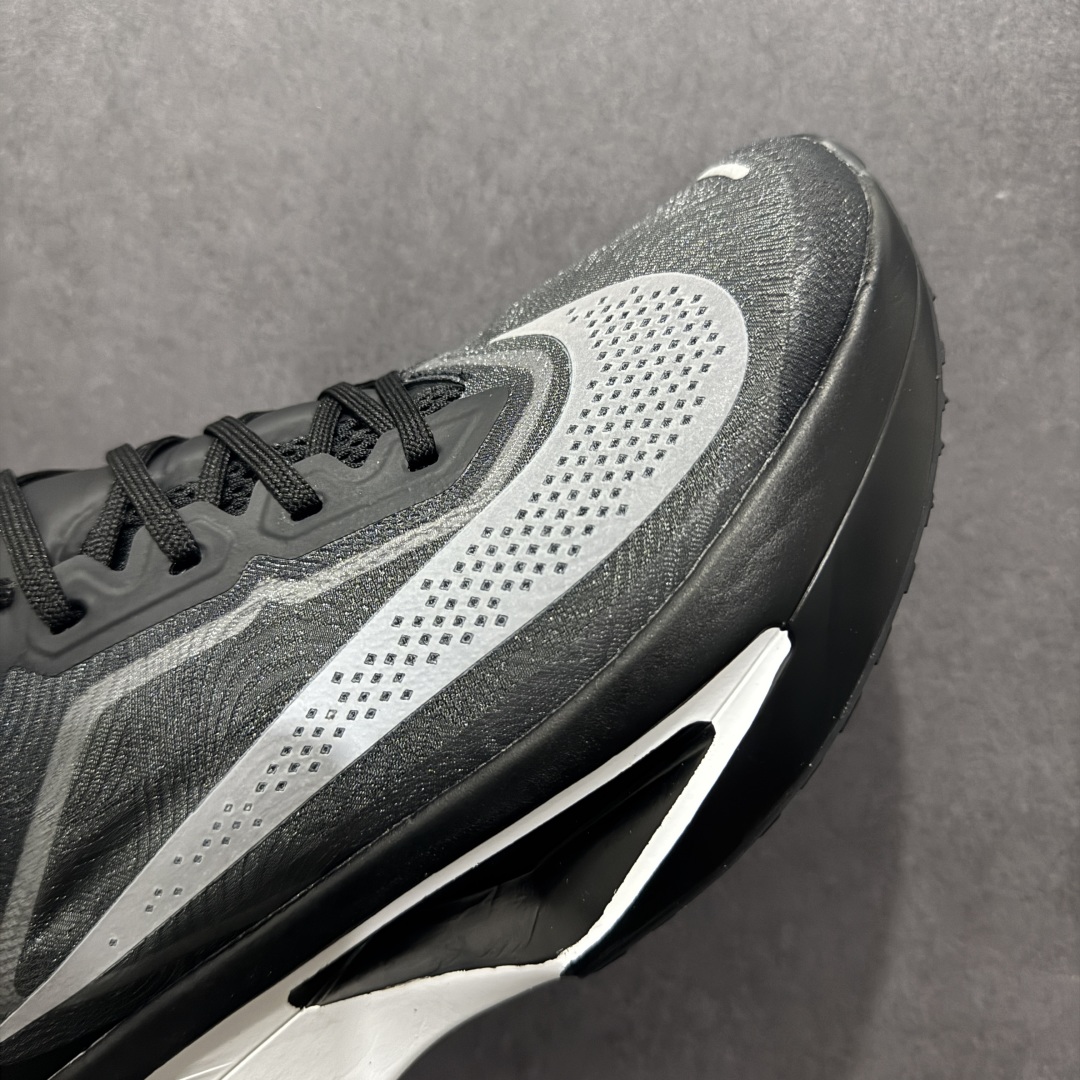 图片[5]-【公司级】NK ZoomX Invincible Run Flyknit 6 轻量跑鞋 飞织低帮休闲运动慢跑鞋 厚底增高 老爹鞋 此鞋专为短跑运动员而生 是为 5 至 10 公里距离的赛事和训练打造 整体设计采用流线型的轻质工程网眼材质构成鞋面 并与其他 Running 旗舰鞋款同样搭载全脚掌 ZoomX 缓冲中底 搭配 Pebax 物料与橡胶外底 ZoomX StreakFly 首发配色以Prototype呈现 其灵感是来自开发期间的磨损测试 透过编号的标记与内侧的预期跑步距离突出研发过程 货号： FN8454-001 尺码：36 36.5 37.5 38 38.5 39 40 40.5 41 42 42.5 43 44 45-选品中心