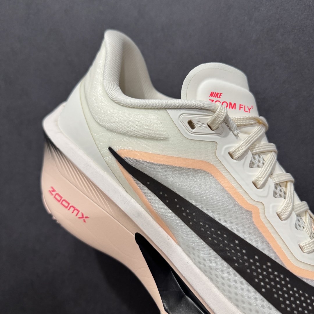 图片[6]-【公司级】NK ZoomX Invincible Run Flyknit 6 轻量跑鞋 飞织低帮休闲运动慢跑鞋 厚底增高 老爹鞋 此鞋专为短跑运动员而生 是为 5 至 10 公里距离的赛事和训练打造 整体设计采用流线型的轻质工程网眼材质构成鞋面 并与其他 Running 旗舰鞋款同样搭载全脚掌 ZoomX 缓冲中底 搭配 Pebax 物料与橡胶外底 ZoomX StreakFly 首发配色以Prototype呈现 其灵感是来自开发期间的磨损测试 透过编号的标记与内侧的预期跑步距离突出研发过程 货号： FN8455-102 @尺码：36 36.5 37.5 38 38.5 39 40 40.5 41 42 42.5 43 44 45-选品中心