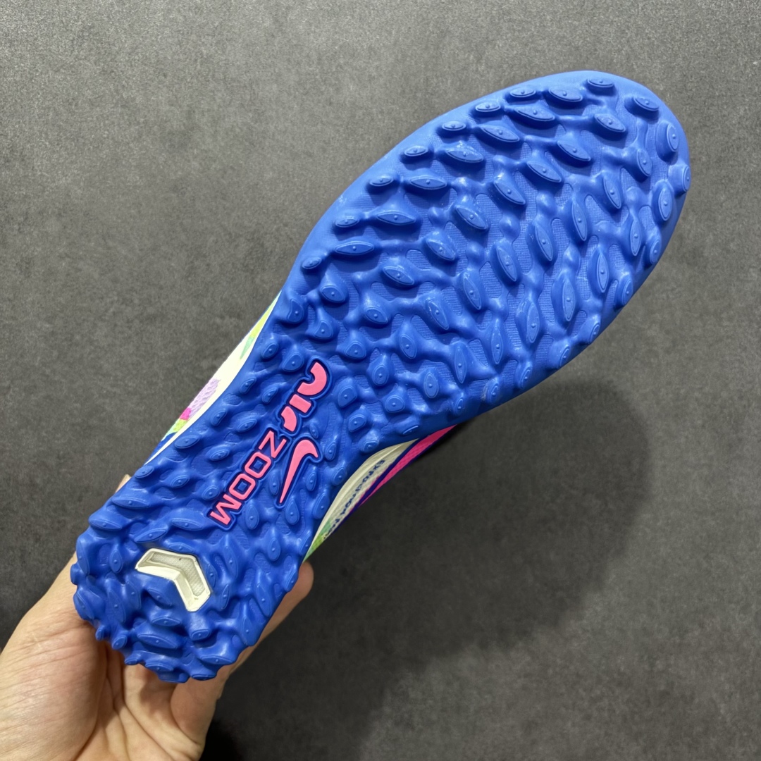 图片[9]-【纯原版】NK Mercurial Vapor Elite Nk刺客15、16系列实战足球鞋 原代工厂出品， 全进口机台生产设备，百分百采用优质原材料，严格按照工艺流程生产，确保每一双鞋都符合原厂标准，确保与原版无二，打造最纯粹的实战体验。高端的东西，品质全在细节里。 全网品质最强足球鞋，没有之一（支持高强度实战） 尺码：35 36 36.5 37.5 38 38.5 39 40 40.5 41 42 42.5 43 44 44.5 45-选品中心