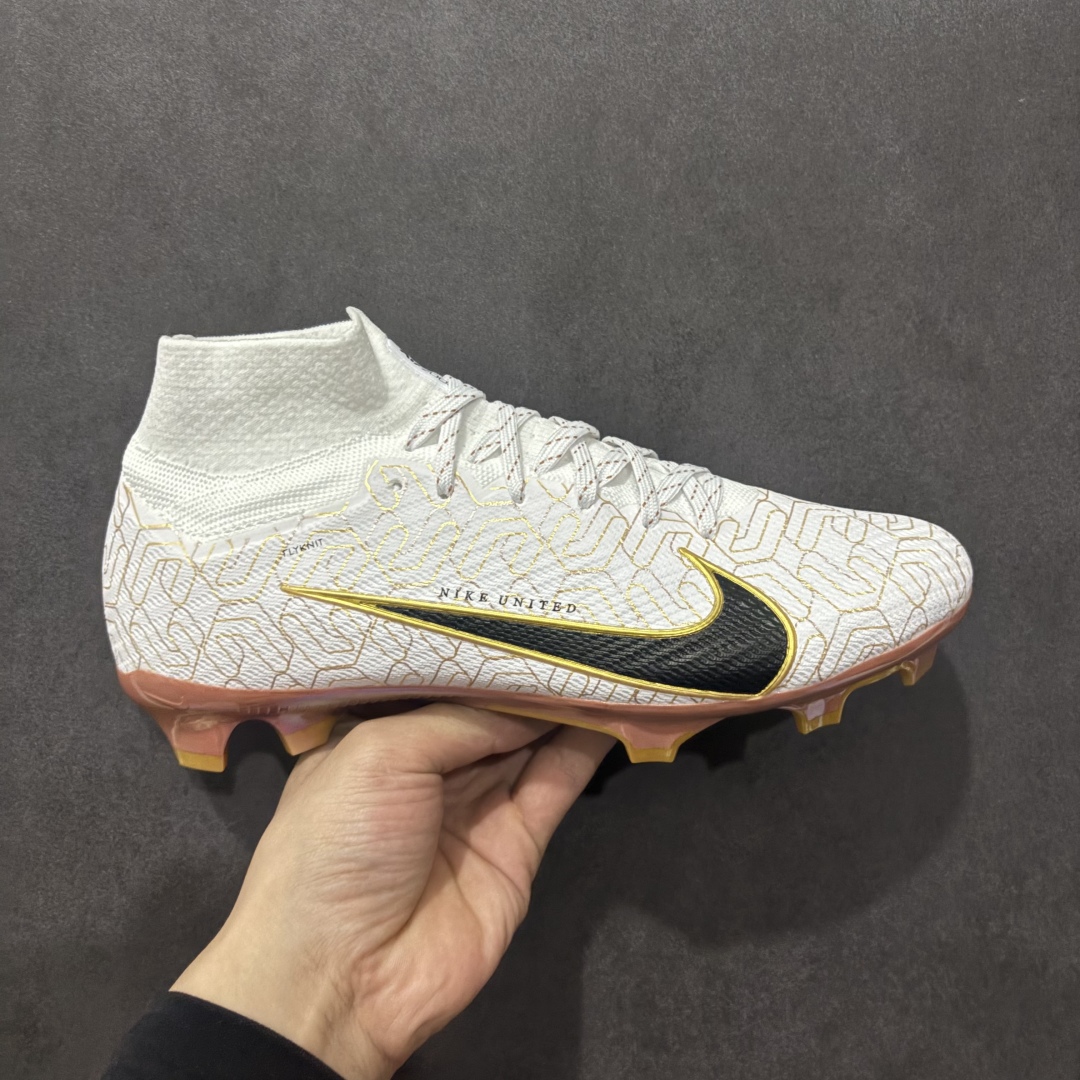 【纯原版】NK Mercurial Vapor Elite Nk刺客15、16系列实战足球鞋 原代工厂出品， 全进口机台生产设备，百分百采用优质原材料，严格按照工艺流程生产，确保每一双鞋都符合原厂标准，确保与原版无二，打造最纯粹的实战体验。高端的东西，品质全在细节里。 全网品质最强足球鞋，没有之一（支持高强度实战） 尺码：35 36 36.5 37.5 38 38.5 39 40 40.5 41 42 42.5 43 44 44.5 45-选品中心