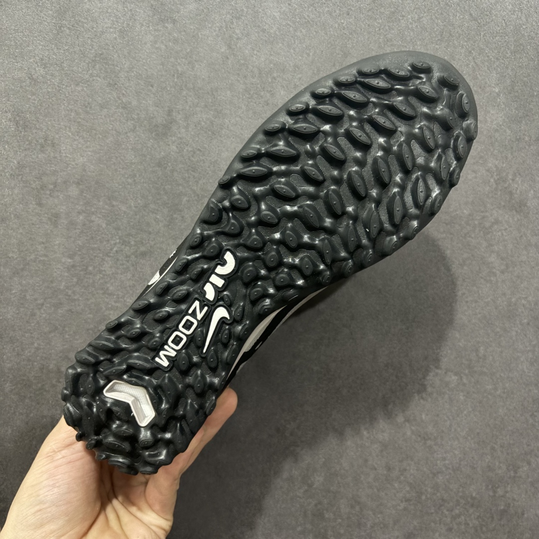 图片[9]-【纯原版】NK Mercurial Vapor Elite Nk刺客15、16系列实战足球鞋 原代工厂出品， 全进口机台生产设备，百分百采用优质原材料，严格按照工艺流程生产，确保每一双鞋都符合原厂标准，确保与原版无二，打造最纯粹的实战体验。高端的东西，品质全在细节里。 全网品质最强足球鞋，没有之一（支持高强度实战） 尺码：35 36 36.5 37.5 38 38.5 39 40 40.5 41 42 42.5 43 44 44.5 45-选品中心