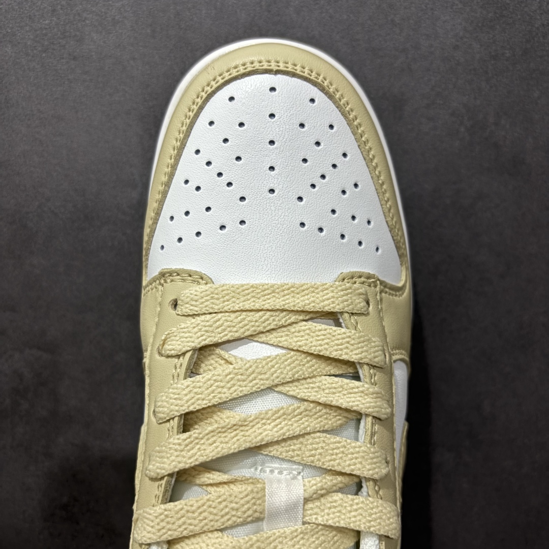 图片[8]-【福利版】Nike Dunk Low 米白色 原装头层材料 用料绝不含糊 独家版型蒸馏加工带来的是更好的视觉和脚感体验 清洁度 电绣工艺 皮料切割干净无任何毛边 细节完美 货号：DV0833-100 尺码：36 36.5 37.5 38 38.5 39 40 40.5 41 42 42.5 43 44 44.5 45 46-选品中心
