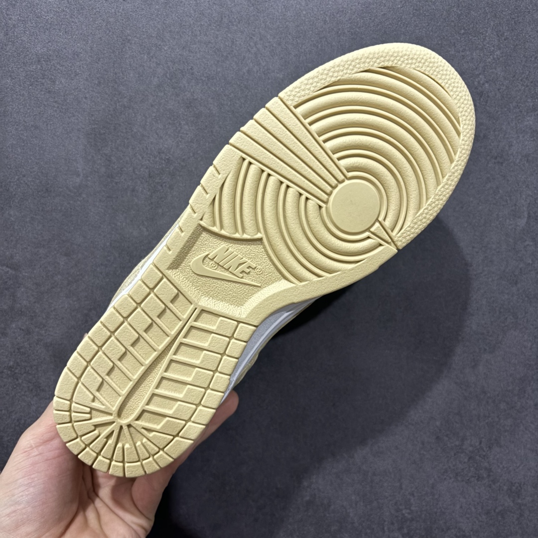 图片[9]-【福利版】Nike Dunk Low 米白色 原装头层材料 用料绝不含糊 独家版型蒸馏加工带来的是更好的视觉和脚感体验 清洁度 电绣工艺 皮料切割干净无任何毛边 细节完美 货号：DV0833-100 尺码：36 36.5 37.5 38 38.5 39 40 40.5 41 42 42.5 43 44 44.5 45 46-选品中心